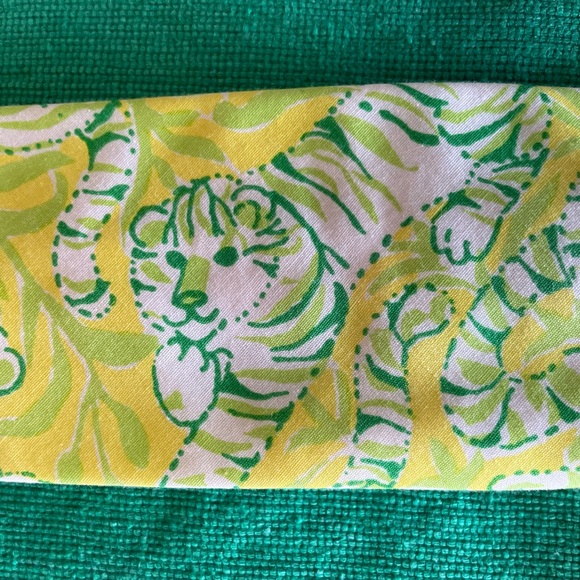 🐯HP🐯Lilly Pulitzer Tiger Pop Tie - Picture 3 of 3